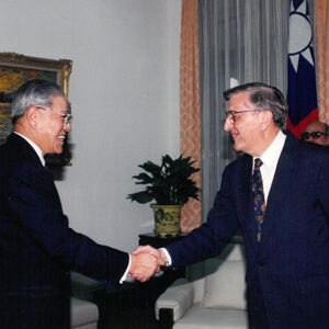 總統接見美國在台協會理事主席-白樂崎先生於總統府-李總統照片冊-MOFA109179CF-2020-12-PH00114-025