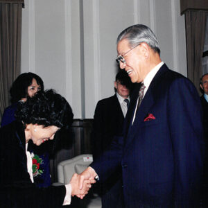 總統接見第三屆醫療奉獻獎得獎人陳拱北教授遺孀等人於總統府-李總統照片冊-MOFA109179CF-2020-12-PH00114-031