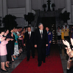 總統以茶會款待"中華婦女反共聯合會"各分支會代表蔣華等人於總統府-李總統照片冊-MOFA109179CF-2020-12-PH00114-047