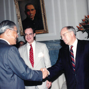 總統接見美國企業研討院訪華團秋謬思校長等人於總統府-李總統照片冊-MOFA109179CF-2020-12-PH00114-071