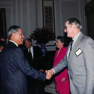 總統接見美國企業研討院訪華團秋謬思校長等人於總統府-李總統照片冊-MOFA109179CF-2020-12-PH00114-072