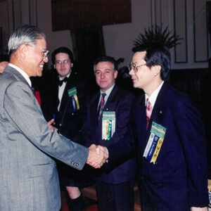 總統接見出席"國際青年商會一九九三年亞太地區大會"各國代表於總統府-李總統照片冊-MOFA109179CF-2020-12-PH00114-081