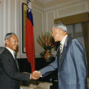 李登輝總統接見泰國王家計畫基金會主席華沙迪親王夫婦-李登輝總統活動照片冊-MOFA109179CF-2020-12-PH00163-023