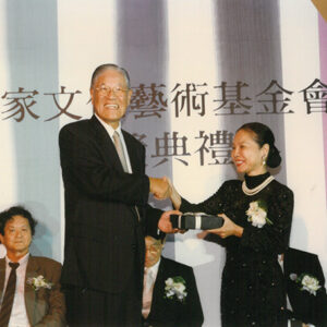 李登輝總統蒞臨第二屆國家文化藝術基金會文藝獎頒獎典禮致詞-李登輝總統活動照片冊-MOFA109179CF-2020-12-PH00163-065