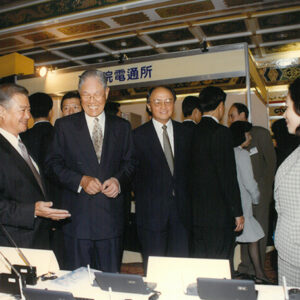 李登輝總統蒞臨第一屆全國廣播電視會議致詞並參觀。-李登輝總統活動照片冊-MOFA109179CF-2020-12-PH00164-003