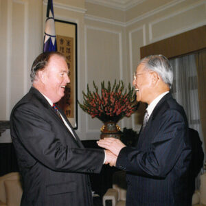 李登輝總統接見美國聯邦參議員穆考斯基夫婦等人。-李登輝總統活動照片冊-MOFA109179CF-2020-12-PH00164-017