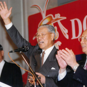 李登輝總統蒞臨DOYA青年軍賀黨慶活動。-李登輝總統活動照片冊-MOFA109179CF-2020-12-PH00164-036