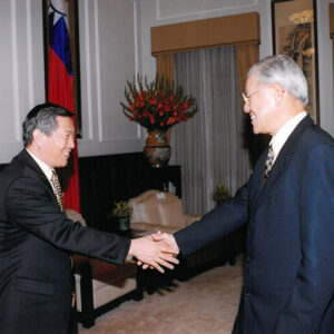 李登輝總統接見旅美刑事鑑定專家李昌鈺夫婦。-李登輝總統活動照片冊-MOFA109179CF-2020-12-PH00164-073