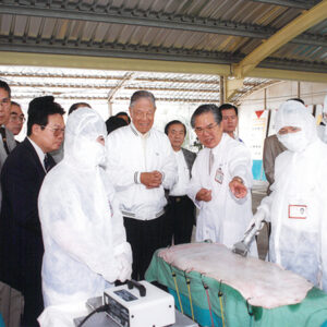 李登輝總統蒞臨苗栗竹南台灣養豬科學研究所-李登輝總統活動照片冊-MOFA109179CF-2020-12-PH00165-003