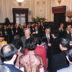 李總統於總統府以茶會款待世界李登輝總統之友會暨連友會返國代表團王秀姿等人-李登輝總統活動照片冊-MOFA109179CF-2020-12-PH00165-024