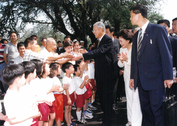 李總統蒞臨台中音樂藝術中心預定並聽取簡報-李登輝總統活動照片冊-MOFA109179CF-2020-12-PH00165-046