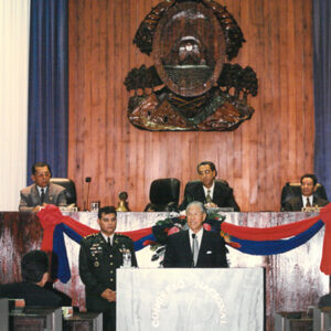 李總統登輝先生應邀於宏都拉斯國會發表演說(中坐著為宏國會議長佛洛瑞斯)-李總統照片冊-MOFA109179CF-2020-12-PH00167-006