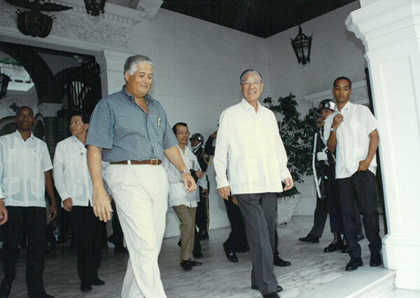 李總統登輝先生於巴拿馬總統府，會唔巴拿馬、尼加拉瓜、宏都拉斯等三國總統-李總統照片冊-MOFA109179CF-2020-12-PH00167-023