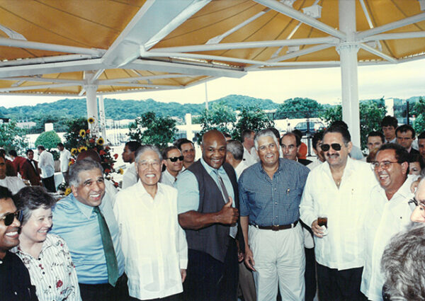 李總統登輝先生於巴拿馬總統府，巴拿馬、尼加拉瓜、宏都拉斯等三國總統在巴拿馬觀花水共進午餐-李總統照片冊-MOFA109179CF-2020-12-PH00167-025