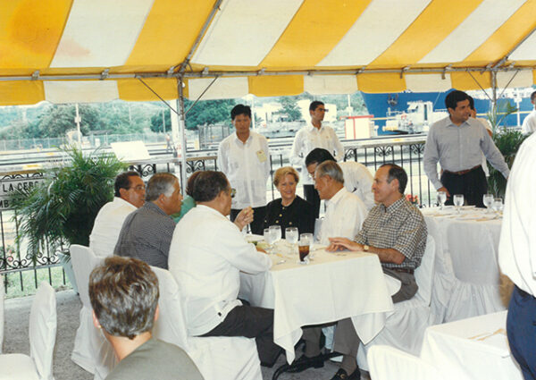 李總統登輝先生於巴拿馬總統府，巴拿馬、尼加拉瓜、宏都拉斯等三國總統在巴拿馬觀花水共進午餐-李總統照片冊-MOFA109179CF-2020-12-PH00167-027