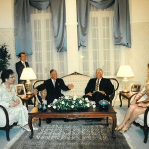 李總統登輝先生參加巴拿馬總統巴雅達雷斯伉儷歡迎國宴，圖為入席前相談勘歡景象-李總統照片冊-MOFA109179CF-2020-12-PH00167-034