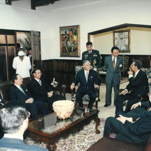 李總統登輝先生拜會宏都拉斯國會議長佛洛瑞斯先生-李總統照片冊-MOFA109179CF-2020-12-PH00167-053