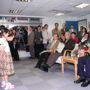 李總統參觀雅文兒童聽語文教基金會-李登輝總統活動照片-MOFA109179CF-2020-12-PH00169-043