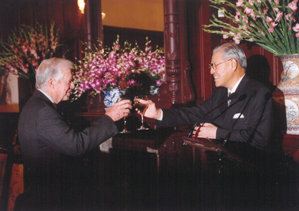 李總統伉儷於台北賓館以午宴款待美國前總統卡特暨夫人-李登輝總統活動照片-MOFA109179CF-2020-12-PH00169-094