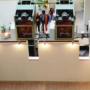 -經濟 農漁牧。 工商展示。 金融股市。 兩岸經貿。 服務業。-MOFA109179CF-2020-12-SL00029-027