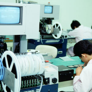 -經濟 農漁牧。 工商展示。 金融股市。 兩岸經貿。 服務業。-MOFA109179CF-2020-12-SL00029-037