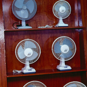 -經濟 農漁牧。 工商展示。 金融股市。 兩岸經貿。 服務業。-MOFA109179CF-2020-12-SL00029-076