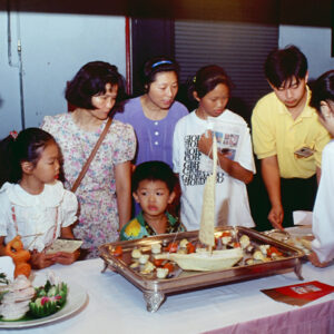 -經濟 農漁牧。 工商展示。 金融股市。 兩岸經貿。 服務業。-MOFA109179CF-2020-12-SL00029-130