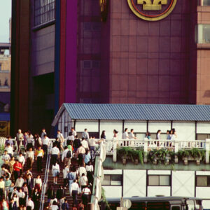 -台北市容 商業大樓、房地產、市容。 街頭、人群。 交通建設(捷運、北二高)。-MOFA109179CF-2020-12-SL00033-042