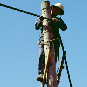 電信-台北市容 商業大樓、房地產、市容。 街頭、人群。 交通建設(捷運、北二高)。-MOFA109179CF-2020-12-SL00033-077