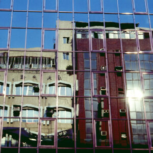 -台北市容 商業大樓、房地產、市容。 街頭、人群。 交通建設(捷運、北二高)。-MOFA109179CF-2020-12-SL00033-141