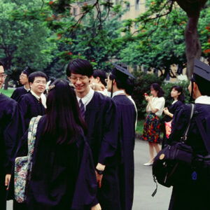 台大學生畢業合照-教育-MOFA109179CF-2020-12-SL00034-034