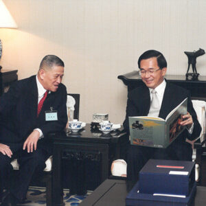 陳水扁總統蒞臨故宮參觀李梅樹百年紀念展-陳水扁總統活動照片-MOFA109179CF-2020-12-PH00026-045