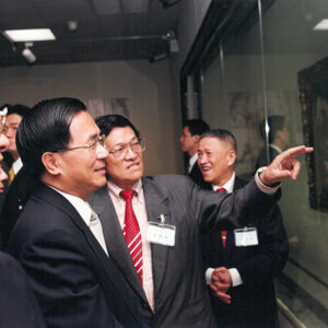 陳水扁總統蒞臨故宮參觀李梅樹百年紀念展-陳水扁總統活動照片-MOFA109179CF-2020-12-PH00026-046