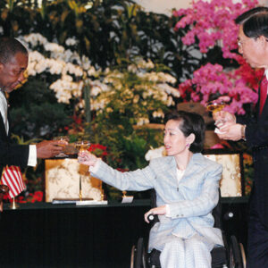 陳水扁總統於總統府與賴比瑞亞總統泰勒簽署聯合公報後泰勒總統與總統夫人舉杯互敬-陳水扁總統活動照片-MOFA109179CF-2020-12-PH00027-077