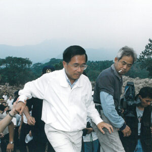 陳水扁總統於南投縣水里鎮視察玉峰村受損道路及民房-陳水扁總統活動照片-MOFA109179CF-2020-12-PH00028-039