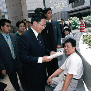 陳水扁總統於考試院關心「第三次殘障人員特考」舉辦情形-陳水扁總統活動照片-MOFA109179CF-2020-12-PH00028-043