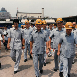 行政院俞院長視察台北市區鐵路第下化工程(76年7月20日)-政績資料冊-MOFA109179CF-2020-12-PH00049-019