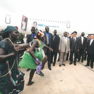 陳水扁總統抵達甘比亞甘京班竹機場並接受軍禮歡迎儀式-陳水扁總統「民主外交、友誼之旅」活動照片-MOFA109179CF-2020-12-PH00052-043