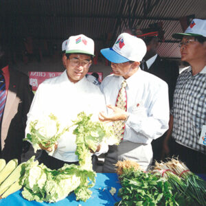 陳水扁總統參觀甘比亞的班竹町菜園-陳水扁總統「民主外交、友誼之旅」活動照片-MOFA109179CF-2020-12-PH00052-081