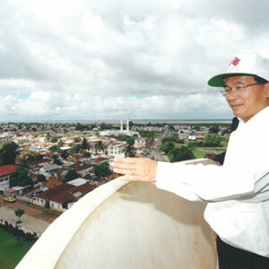 陳水扁總統參觀甘比亞的政變紀念拱門-陳水扁總統「民主外交、友誼之旅」活動照片-MOFA109179CF-2020-12-PH00052-084