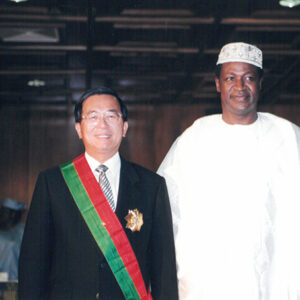 陳水扁總統前往布吉納法索的瓦加二千社區接受贈勳-陳水扁總統「民主外交、友誼之旅」活動照片-MOFA109179CF-2020-12-PH00053-023