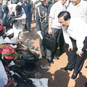 陳水扁總統於布吉納法索參觀我國協助進行之提升婦女地位計畫-陳水扁總統「民主外交、友誼之旅」活動照片-MOFA109179CF-2020-12-PH00053-037