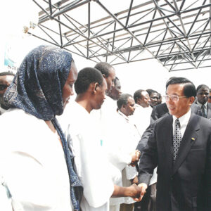 陳水扁總統參訪查德自由醫院-陳水扁總統「民主外交、友誼之旅」活動照片-MOFA109179CF-2020-12-PH00053-118