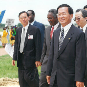 陳水扁總統參訪查德Farchu煉油廠-陳水扁總統「民主外交、友誼之旅」活動照片-MOFA109179CF-2020-12-PH00053-121