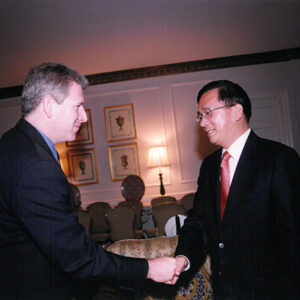 陳水扁總統於紐約接見美國聯邦眾議員Robert Wexler先生-陳水扁總統「民主外交、友誼之旅」活動照片-MOFA109179CF-2020-12-PH00054-014