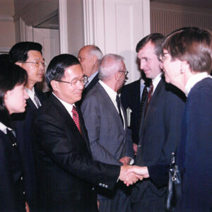 陳水扁總統於紐約與華府紐約及波士頓地區重要智庫人士早餐會-陳水扁總統「民主外交、友誼之旅」活動照片-MOFA109179CF-2020-12-PH00054-025