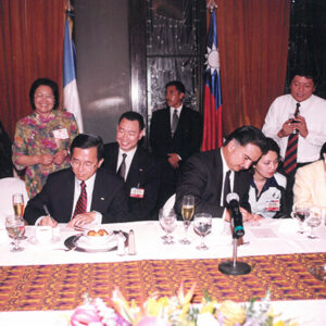 陳水扁總統於瓜地馬拉出席瓜國總統波狄優伉儷晚宴-陳水扁總統「民主外交、友誼之旅」活動照片-MOFA109179CF-2020-12-PH00055-026