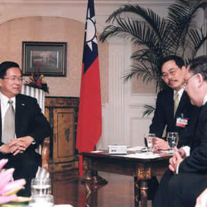 陳水扁總統於瓜地馬拉接受「自由新聞報」專訪-陳水扁總統「民主外交、友誼之旅」活動照片-MOFA109179CF-2020-12-PH00055-043