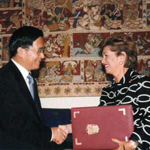 陳水扁總統於巴拿馬與莫絲柯索總統簽署中巴兩國聯合公報-陳水扁總統「民主外交、友誼之旅」活動照片-MOFA109179CF-2020-12-PH00055-084