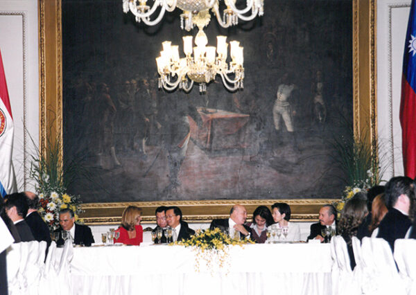 陳水扁總統於巴拉圭出席巴拉圭鞏薩雷斯總統伉儷歡迎國宴-陳水扁總統「民主外交、友誼之旅」活動照片-MOFA109179CF-2020-12-PH00056-013